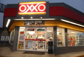 Aseguran a ladr&oacute;n de Oxxo