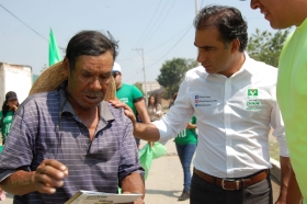 Visit&oacute; las localidades de San Francisco Cuapan y San Gregorio Zacapechpan.