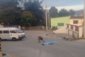 Asesinan a hombre en v&iacute;a p&uacute;blica