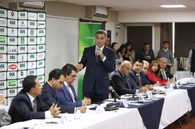 Se acuerda trabajo coordinado y di&aacute;logo constante para impulsar y diversificar la actividad econ&oacute;mica en la entidad