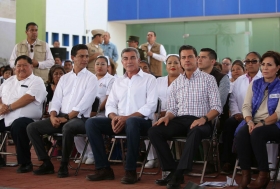  Supervisan reconstrucci&oacute;n de viviendas en La Galarza