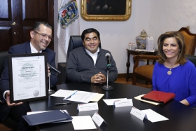  La certificaci&oacute;n la obtuvo por parte de la Comisi&oacute;n Nacional de Mejora Regulatoria