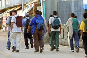 Obtener asistencia t&eacute;cnica cultural, educativa o financiamiento, a favor de migrantes poblanos