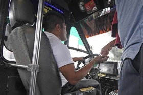  De no cumplir, habr&aacute; retiro de concesiones y rutas de viaje, advirti&oacute;
