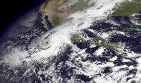 Cuando no alcanzan categor&iacute;a de hurac&aacute;n son llamados tormentas tropicales.