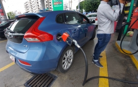 Al alza, precios de la gasolina en Puebla tras disminuci&oacute;n del subsidio fiscal