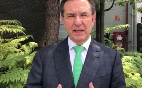 Pidi&oacute; a los trabajadores de la SEP que no se preocupen por el traslado