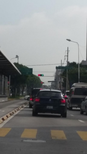 Sem&aacute;foro descompuesto