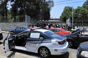 Las j&oacute;venes lesionadas golpearon primero, afirman testigos  