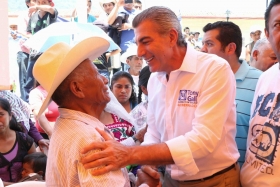 Tony Gali trabajar&aacute; por los pueblos ind&iacute;genas de la Sierra Norte