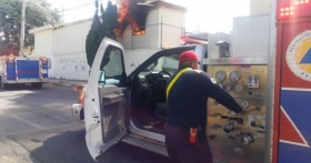Heroico Cuerpo de Bomberos atenci&oacute;n el siniestro