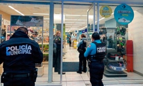 al lugar arrib&oacute; polic&iacute;a municipal   