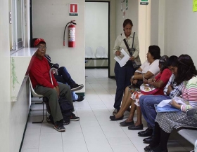 Urgencias y Hospitalizaci&oacute;n mantendr&aacute;n actividades