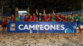 Selecci&oacute;n TRI de playa.