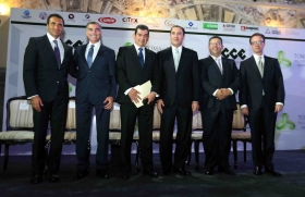 El mandatario efrend&oacute; su compromiso para seguir contribuyendo al desarrollo econ&oacute;mico de la entidad