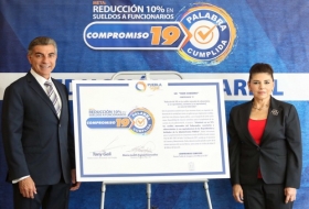 Reducci&oacute;n del 10 por ciento en la remuneraci&oacute;n mensual