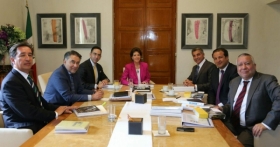 Tony Gali reiter&oacute; que la sinergia con la federaci&oacute;n es fundamental para garantizar el desarrollo de los habitantes de los 217 municipios