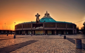 #UnD&iacute;aComoHoy de 1976: es inaugurada la Bas&iacute;lica de Guadalupe