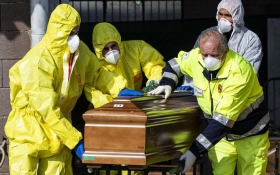 El mundo suma r&eacute;cord de medio mill&oacute;n de contagios de #COVID19 en un d&iacute;a