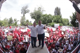 Doger Guerrero record&oacute; que mantiene su compromiso con Tehuac&aacute;n desde que era rector de la BUAP