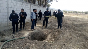 Tras hallazgo polic&iacute;as notificaron a seguridad f&iacute;sica de PEMEX 