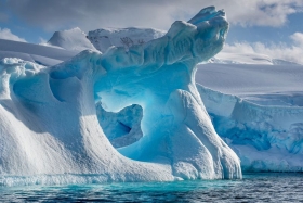 Iceberg del tama&ntilde;o de Londres se desprende en la Ant&aacute;rtida