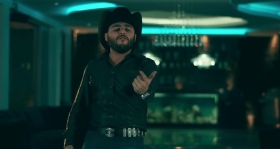 Osorio Chong critic&oacute; a Gerardo Ortiz por provocar violencia contra mujeres