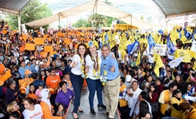 Refrend&oacute; su compromiso de crear un gobierno sensible