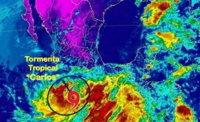 "Carlos" se convertir&aacute; en hurac&aacute;n el s&aacute;bado