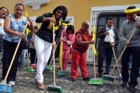 Roxana Luna barre la corrupci&oacute;n al inicio de su campa&ntilde;a