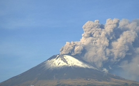Popocat&eacute;petl registra actividad por la ma&ntilde;ana