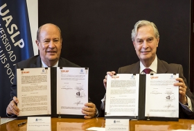 Signan convenio de colaboraci&oacute;n