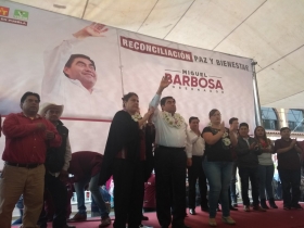 Critic&oacute; a sus oponentes por no hacer campa&ntilde;a ni salir a municipios 