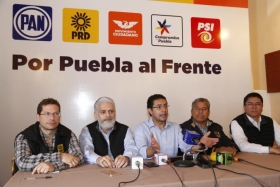 Hacen  llamado a Miguel Barbosa a la civilidad pol&iacute;tica y actuar como un verdadero dem&oacute;crata