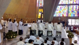 El Arzobispo de Puebla; V&iacute;ctor S&aacute;nchez Espinoza, encabez&oacute; el ritual de la &ldquo;Ordenaci&oacute;n Sacerdotal&rdquo;