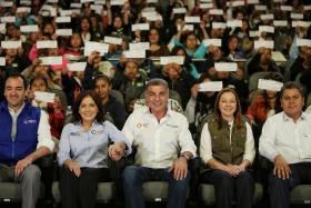 El mandatario asegur&oacute; que con estas acciones se impulsan las capacidades y se ofrecen mayores oportunidades