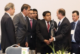 Invit&oacute; a miembros del Club de Empresarios a presentar un portafolio de proyectos