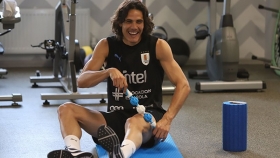 Cavani muestra mejor&iacute;a y Uruguay espera tenerlo en Cuartos