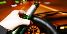 Alcoholizados causan da&ntilde;os materiales