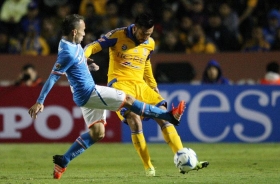 Tigres y Cruz Azul no se hicieron da&ntilde;o en el Estadio Universitario.