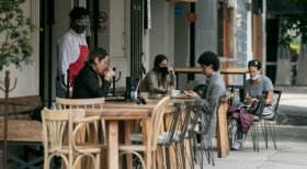 Reabrir&aacute;n centros comerciales en la CDMX