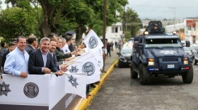 La Polic&iacute;a Municipal de Puebla recibe unidades y est&iacute;mulos  