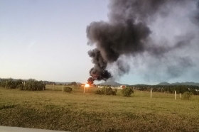 EL fuego ardi&oacute; durante casi ocho horas 